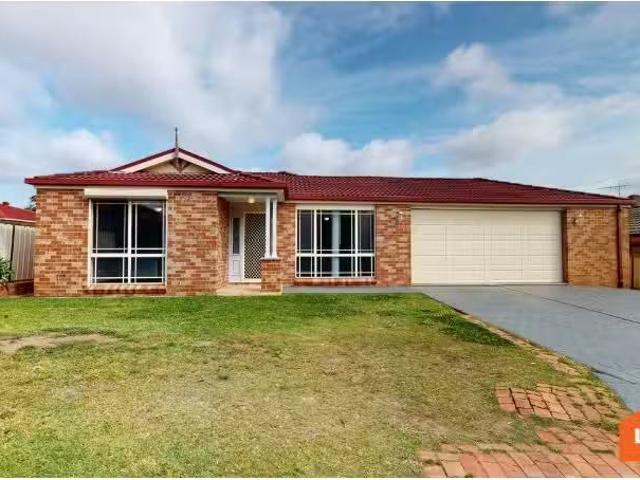 58 Naranghi Circuit, Maryland House for rent Listed by Leasin.