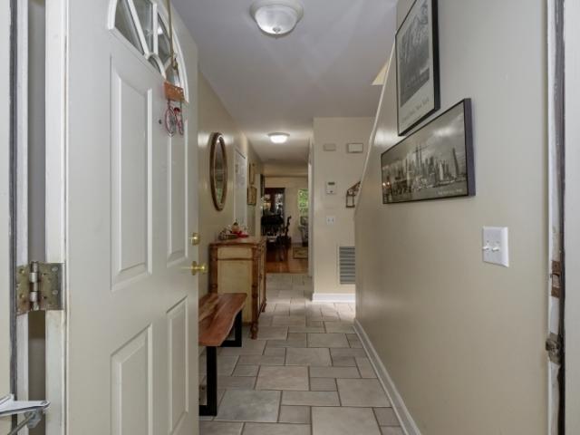 58 Parkside Ct