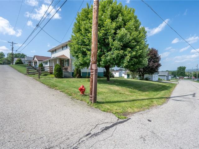 58 Poplar St