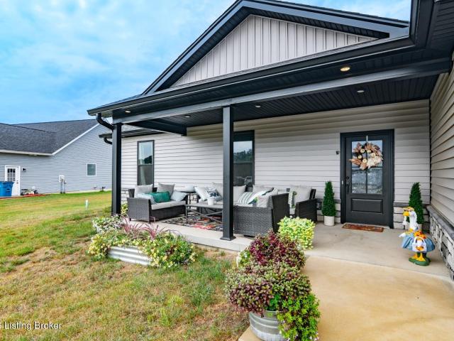 58 Robert Allen Ln
