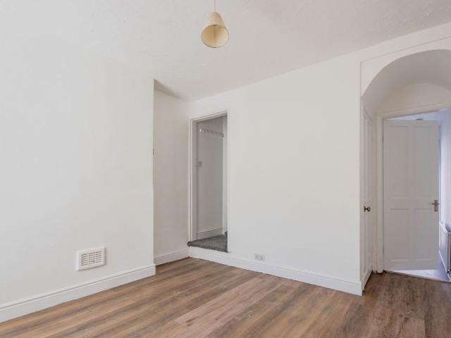 58 Rossington Road, Nottingham NG2, 2 bed terraced house to rent, £875 pcm | PrimeLocation