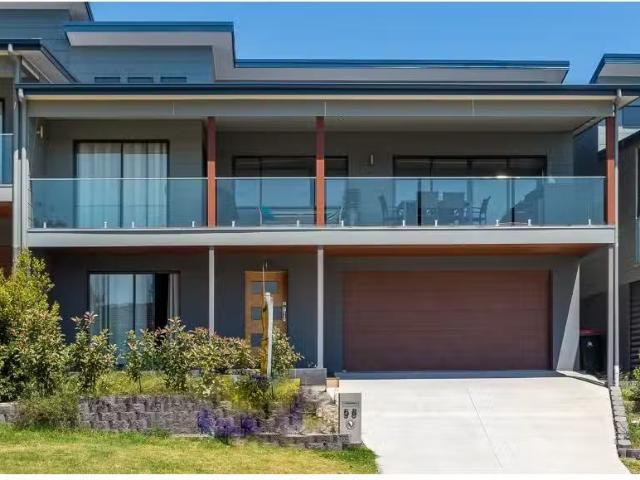 58 Sergeant Baker Drive, CORLETTE Townhouse for rent Listed b.