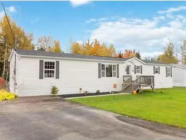 58 Sophie Lane, Dieppe, NB, E1A 7V6 house for sale Listing.