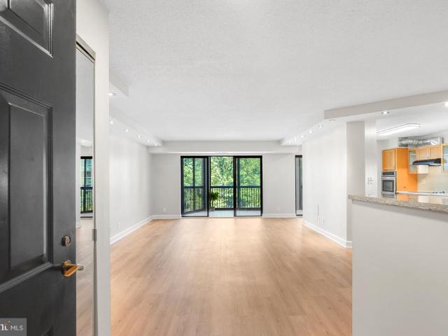 5904 Mount Eagle Drive # 601