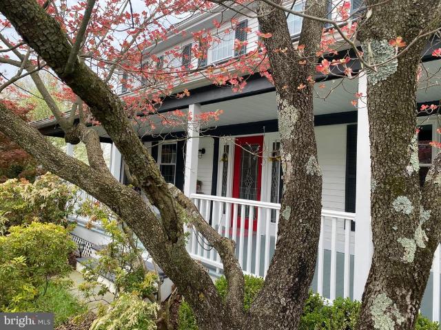 5905 Char Leigh Circle