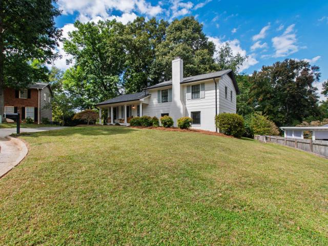 5905 Tafton Court