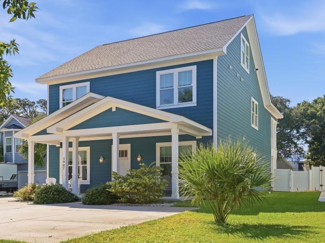 5907 Haskell Circle