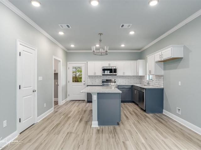 5909 Glen Eagle Drive