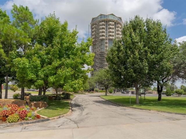 5900 Mosteller Drive # 181