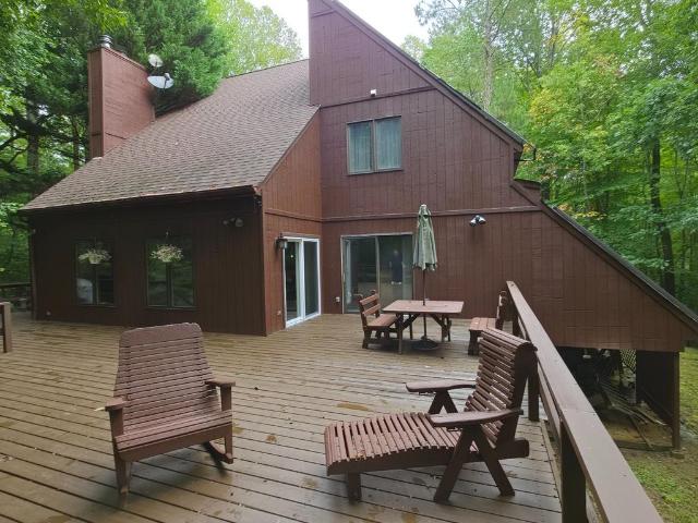5900 Shirl Court