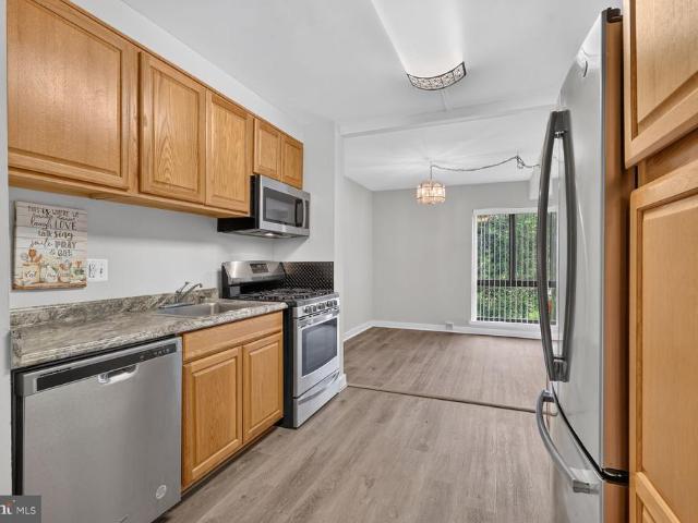 5901 Tamar Drive # 5 S5