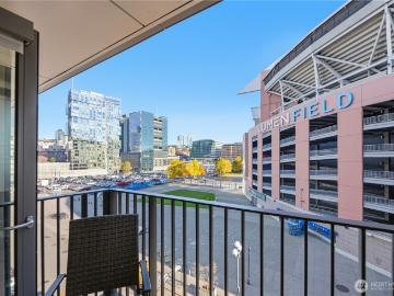 590 1st Ave S, Unit 613, Seattle, WA 98104 | MLS #2464