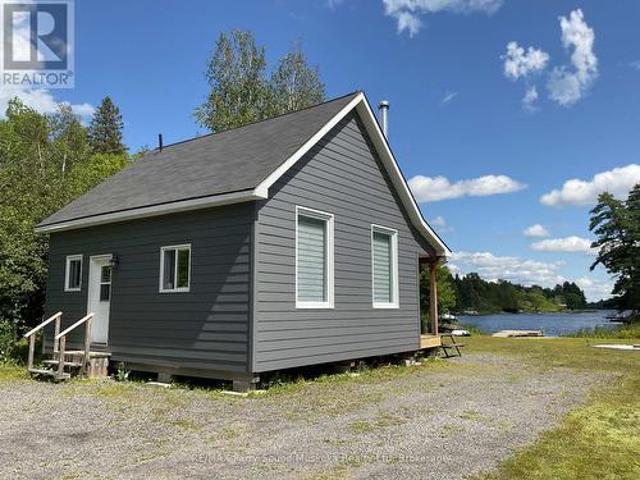 590 Clear Lake Road, Parry Sound Remote Area Arnstein, ON, P0H 1A0 house for sale | Listing ID X13680 | Royal LePage