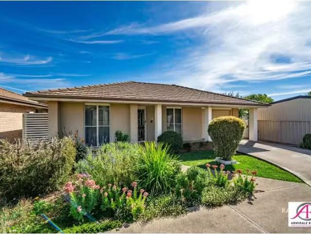 5/90 Douglas Street, Armidale House for rent Listed by Fred H.