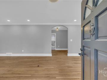 590 Highland Avenue