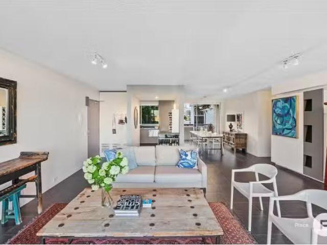 5/90 Lambert Street, Kangaroo Point Apartment for rent Listed.