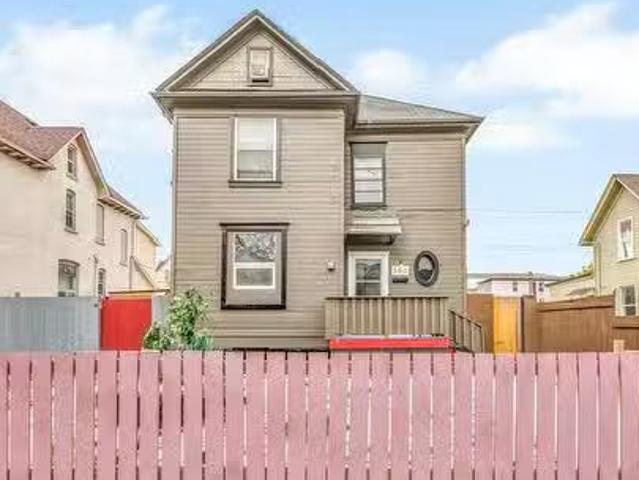 590 Spence Street, Winnipeg, MB, R3B 2S1 investment for sale.