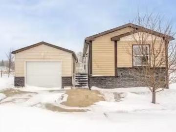 5914 Kinosoo Crescent, Cold Lake, AB, T9M 0C6 house for sale.