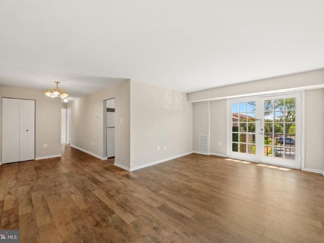 5915 Mayflower Court # 304