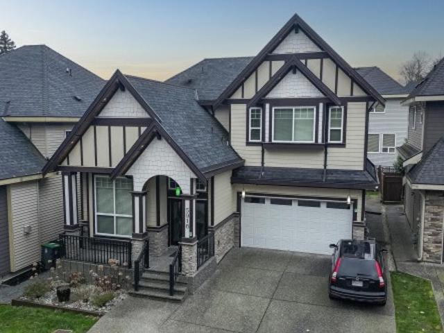 5916 Street, Surrey, BC, V3X 0G6 house for sale | Listing ID R3169 | Royal LePage