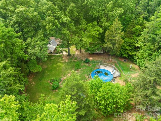 5917 Davis Road