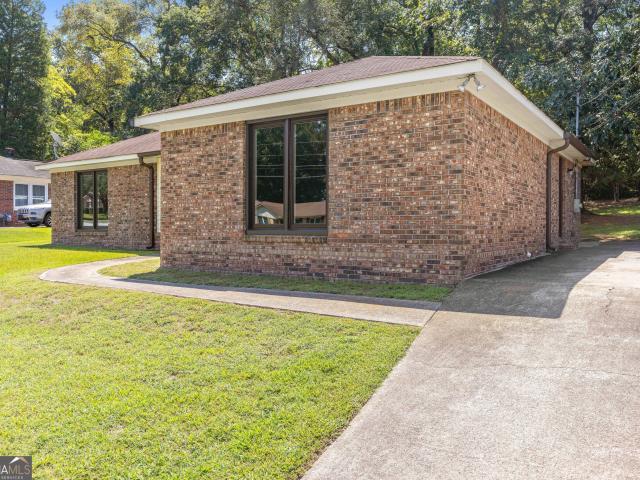 5918 Hunter Road