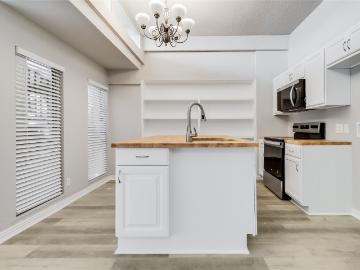 5918 Lago Vista Way, Unit D33, Leander, TX 78645 | MLS #5197