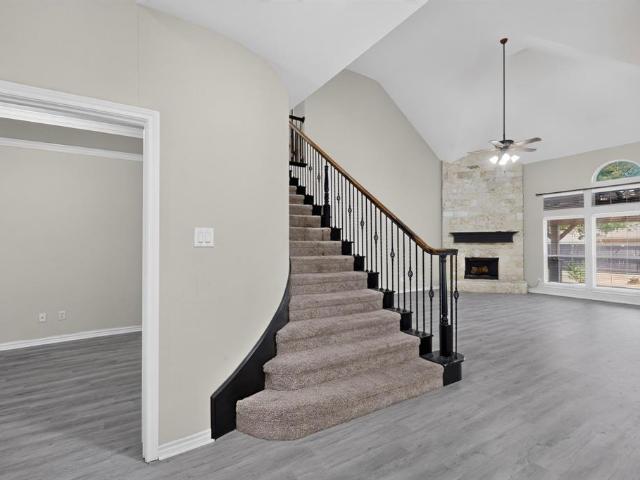 5919 Ridgeway Drive