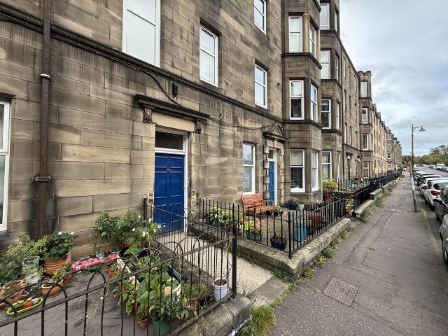 59/1F2 Harrison Road, Edinburgh EH11, 1 bed flat to rent, £1,195 pcm | PrimeLocation