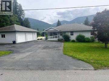 5924 Stafford Road, Nelson, BC, V1L 6P3 house for sale | Listing ID 10389 | Royal LePage