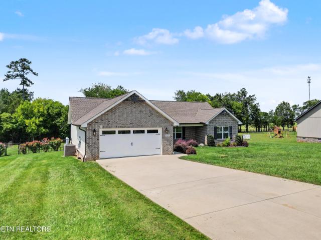 5925 Chester Lane