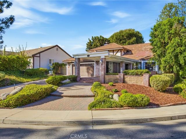 5925 E Settler Court