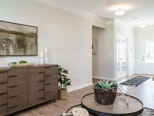 5928 Arbor Ridge