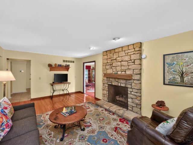5929 Quailhill Drive