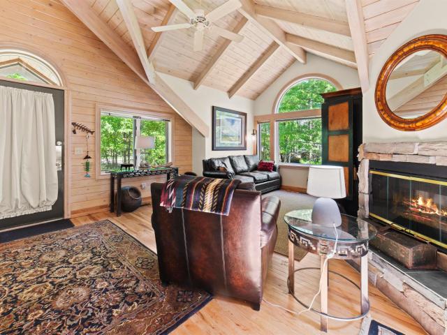 592 Osprey Lane