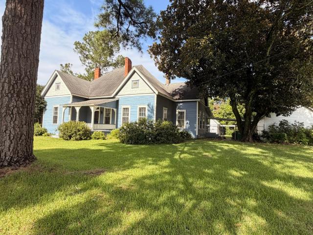 592 Pecan Street SE