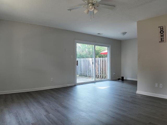 5938 Deerwood