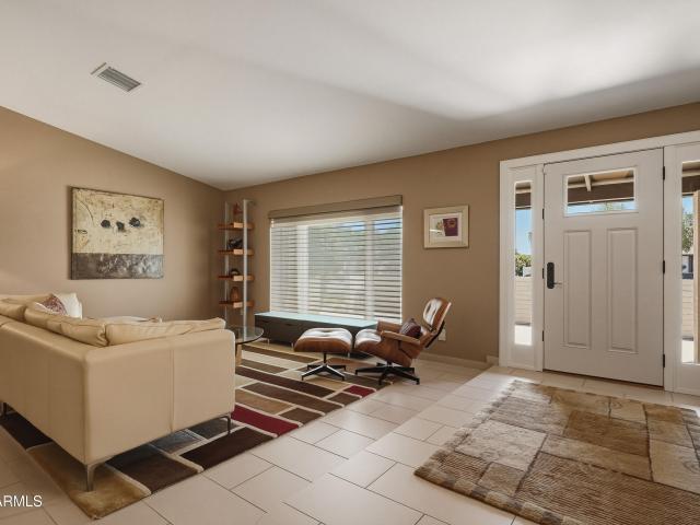5938 e larkspur drive