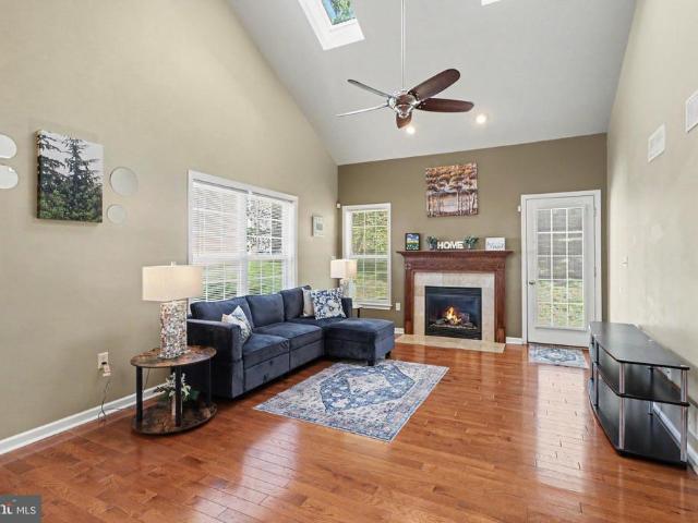 5938 Pinedale Court