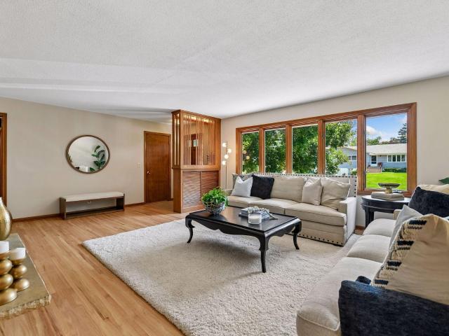 5932 Walnut Drive