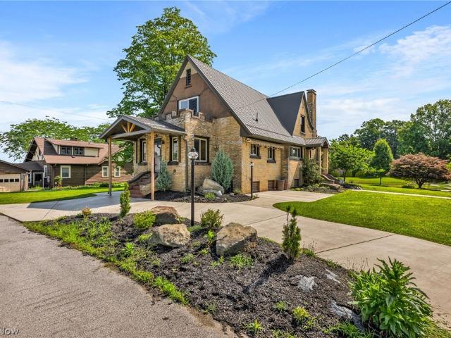 593 Dewey Avenue