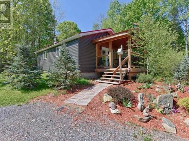 593 Inglis Road, Greater Madawaska, ON, K7V 3Z9 house for sale | Listing ID X13685 | Royal LePage