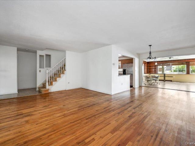 593 Pearl Street