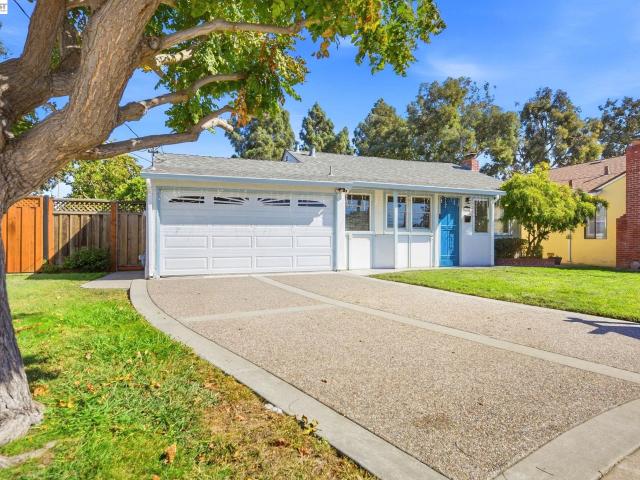5946 Cinnabar Ct