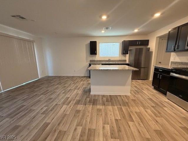 5949 Swift Lariat Street, Las Vegas, US, NV