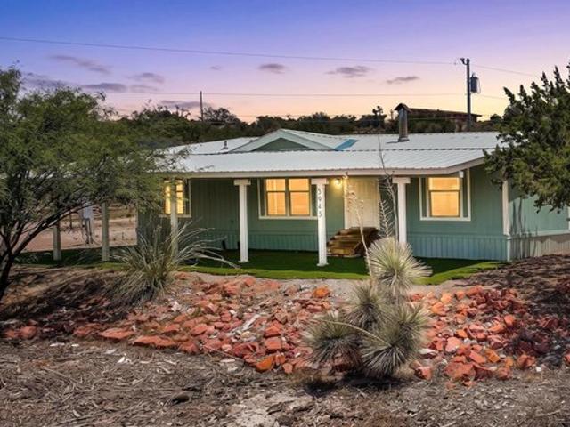 5943 N Bordeaux Rd, Rimrock, AZ 86335