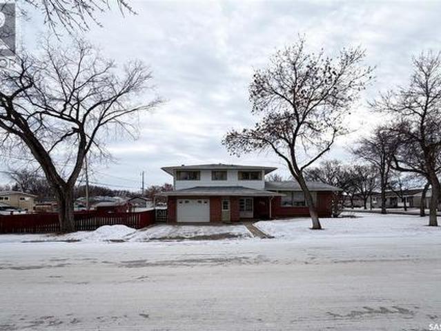 594 5Th Street W, Shaunavon, SK, S0N 2M0 house for sale | Listing ID SK025890 | Royal LePage