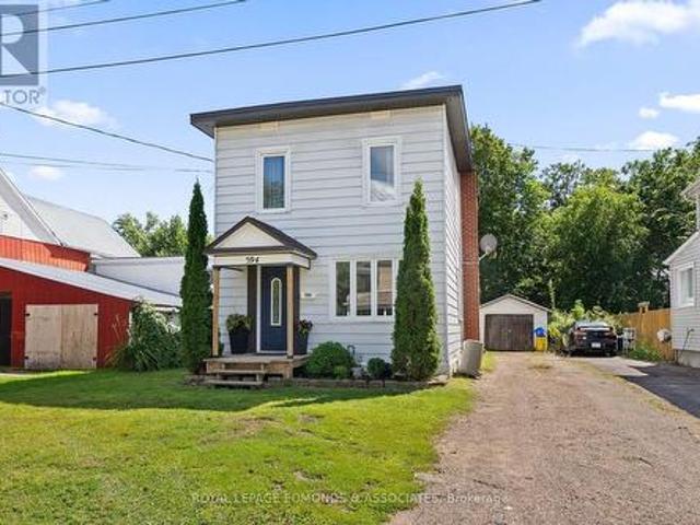 594 Isabella Street, Pembroke, ON, K8A 5V3 house for sale | Listing ID X13687 | Royal LePage