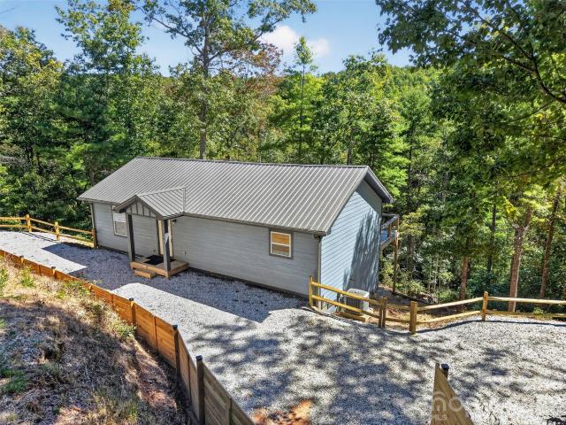 594 McMillan Drive
