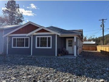 594 Sixth Avenue, Midway, BC, V0H 1M0 house for sale | Listing ID 10378 | Royal LePage